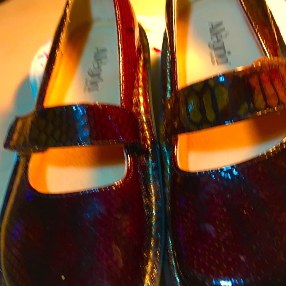 Algeria shoes